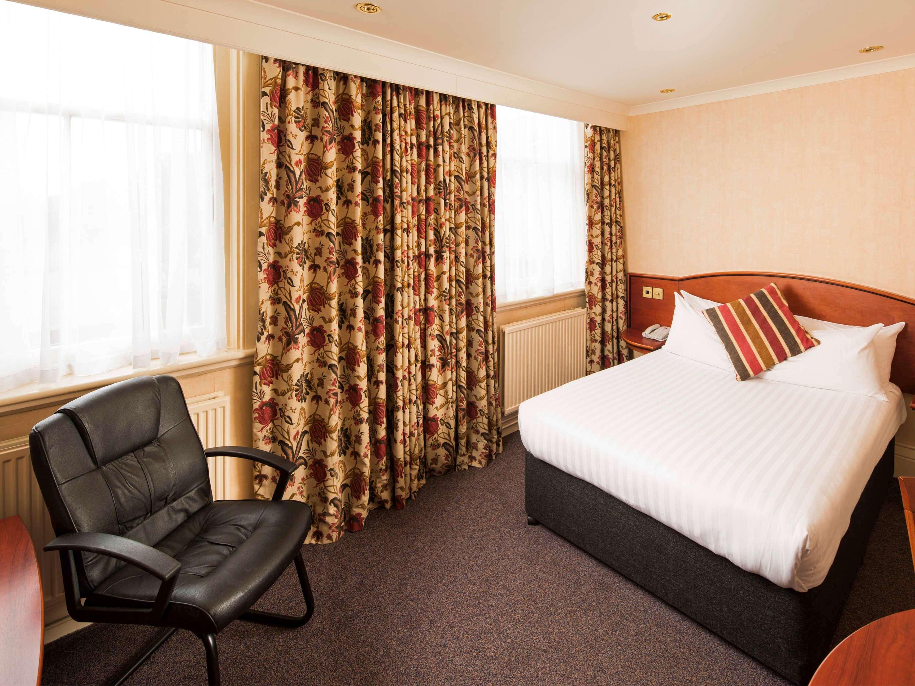 Mercure Burton Upon Trent, Newton Park Exteriér fotografie