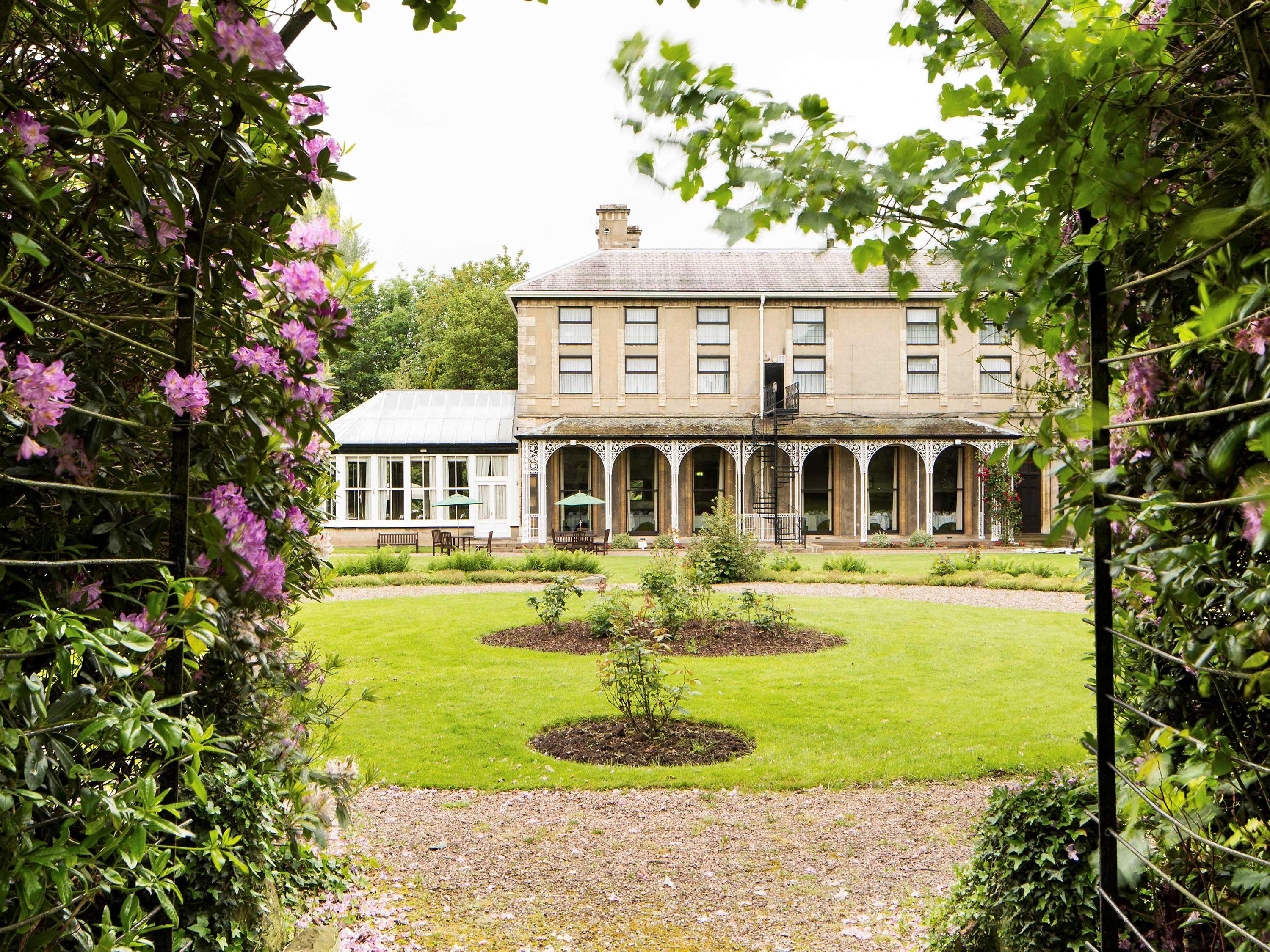 Mercure Burton Upon Trent, Newton Park Exteriér fotografie