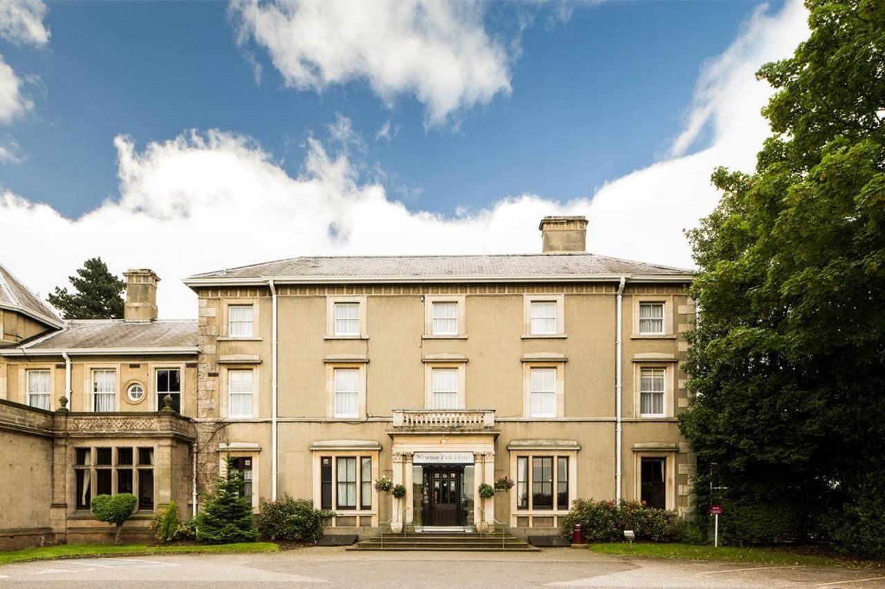 Mercure Burton Upon Trent, Newton Park Exteriér fotografie